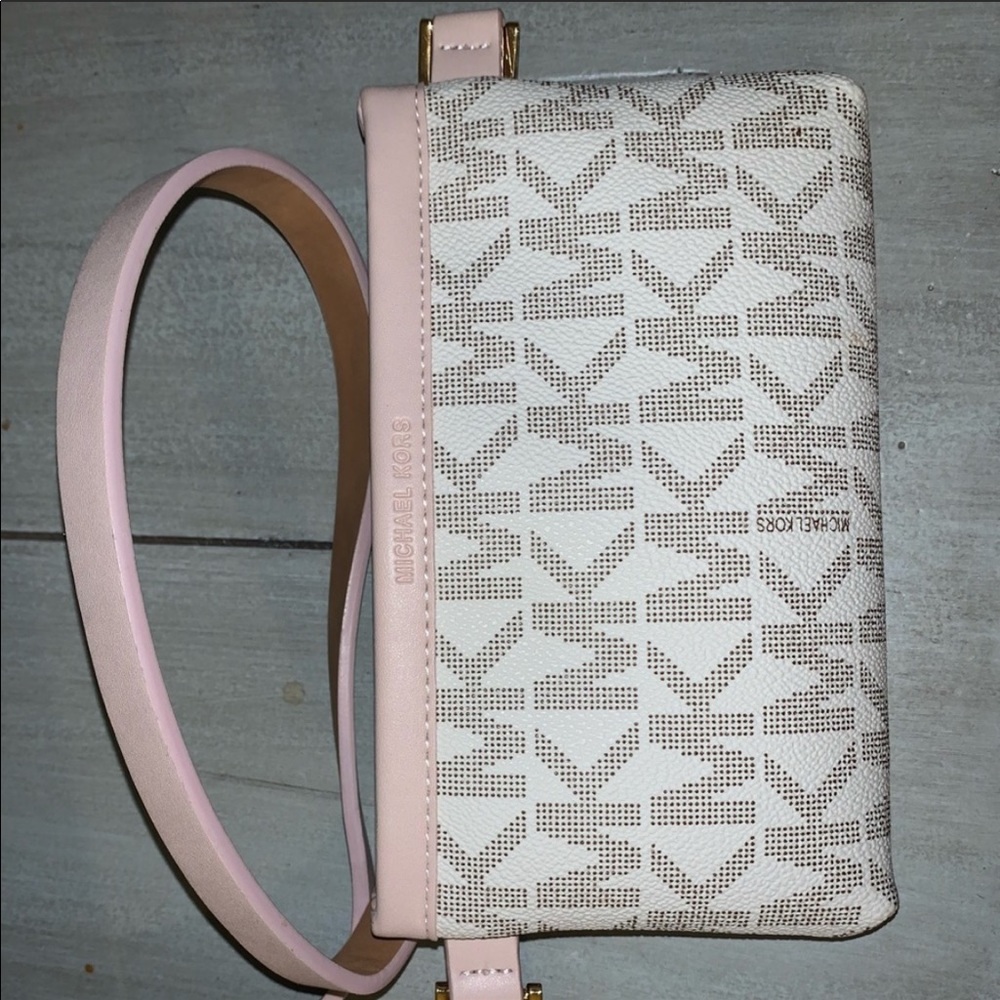 michael kors belt bag